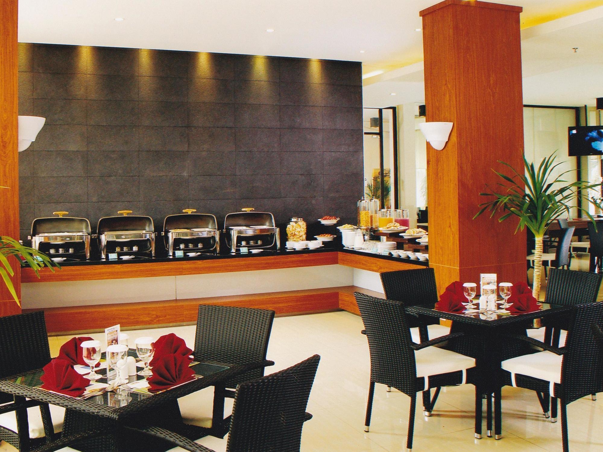Hotel Sahid Mutiara Karawaci Tangerang Esterno foto