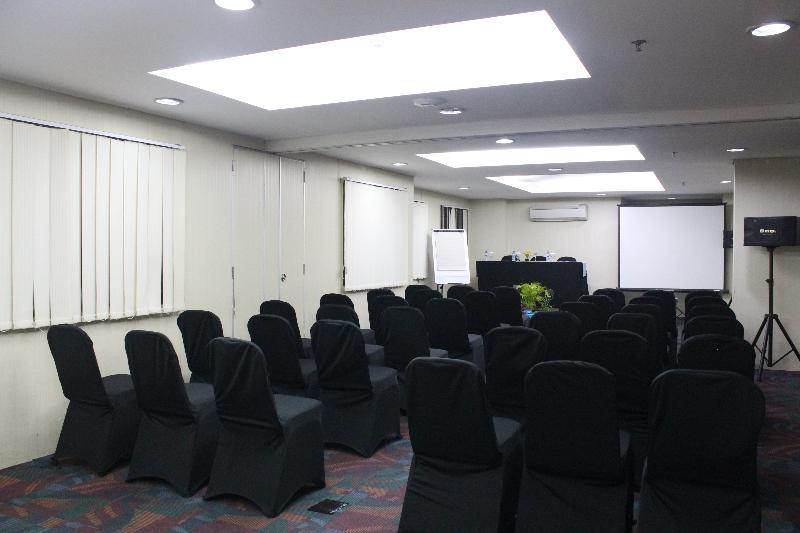 Hotel Sahid Mutiara Karawaci Tangerang Esterno foto