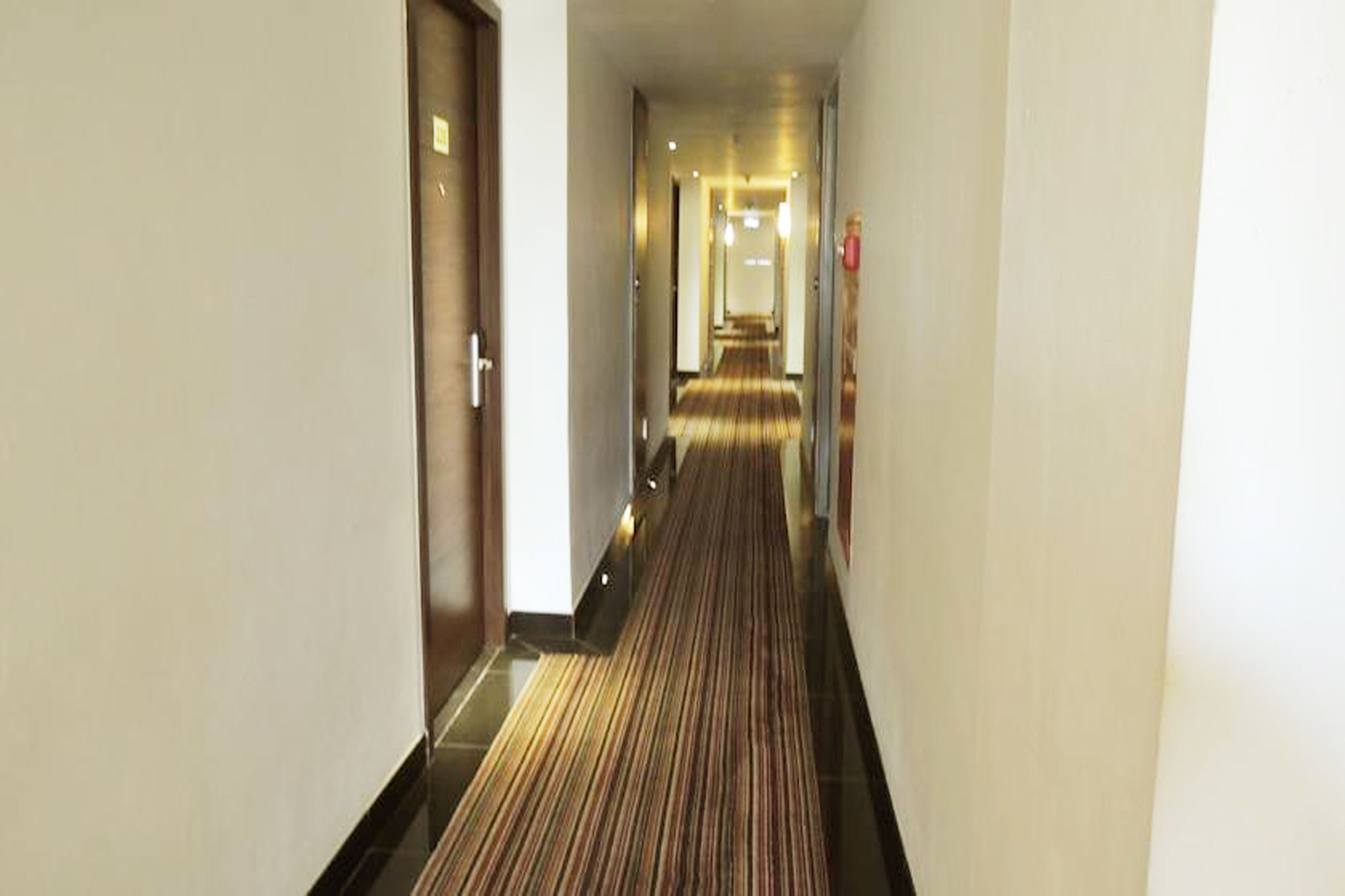 Hotel Sahid Mutiara Karawaci Tangerang Esterno foto